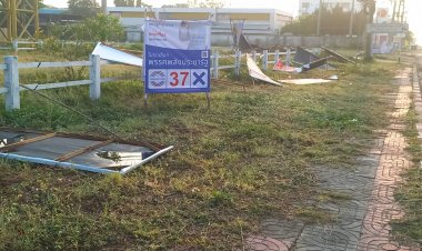 พายุฤดูร้อนกระหน่ำแม่สอดส่งผลทำให้ป้ายหาเสียง สส.ของพรรคการเมืองพังเสียหายยับ