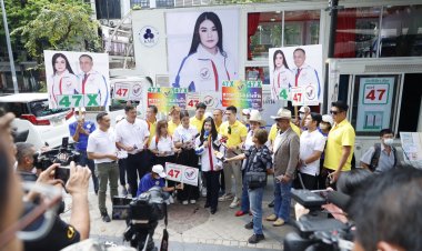มาดามหยก ลุย !!! เดินหน้าเต๊มกำลัง นำขบวนส.ส. ปาร์ตี้ลิสท์ “รวมแผ่นดิน” หมายเลข 47 ขึ้นรถแห่รอบกรุง