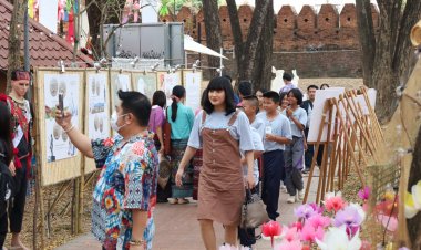 จังหวัดน่าน  ร่วมมือทุกเครือข่าย เปิดพื้นที่สร้างสรรค์ “กำแพงเมืองเก่า - คูเมืองน่าน” ต่อเนื่องทุกปี  เชื่อมโยงประวัติศาสตร์กับวิถีชีวิตคนน่าน  บันดาลใจและไอเดียสร้างเศรษฐกิจและการท่องเที่ยวที่ยั่งยืน