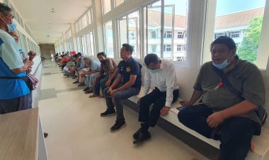 ชาวบ้าน 3 ตำบลร้องศูนย์ดำรงธรรมช่วยด้วย หลังต้องการไฟฟ้า-น้ำประปาและที่อยู่อาศัยที่ถูกต้อง