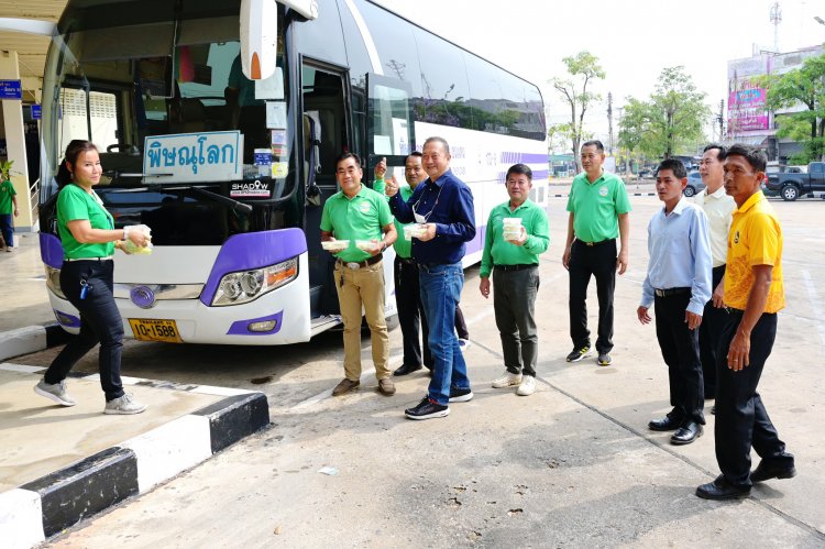 อบจ.พิจิตร จับมือขนส่งคุมเข้มรถบัสรถทัวร์พาผู้โดยสารกลับบ้านสงกรานต์