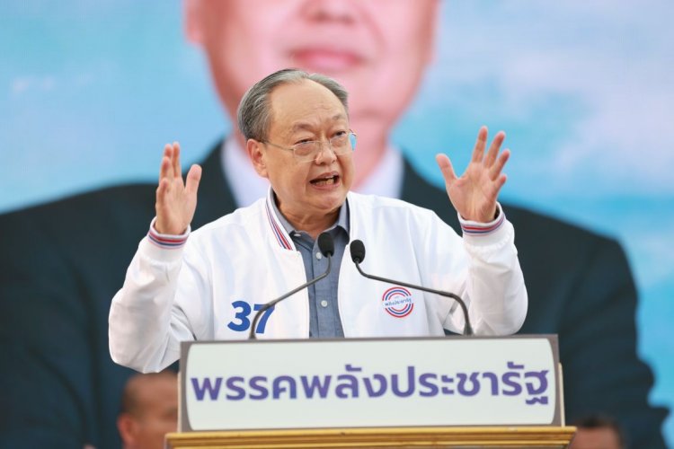 "สนธิรัตน์"โวลั่น"ปชป.-ภท.-รทสช."เป็นรัฐบาลยาก มีแต่ พปชร.ที่ทำได้เพราะบารมี "บิ๊กป้อม"