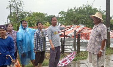 พายุฤดูร้อน พัดถล่มโคราช ทำฉางข้าว ป้ายหาเสียง และเสาไฟฟ้าโค่นเสียหายยับ