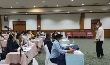 กกต.นครนายก อบรมวิทยากรเขตเลือกตั้ง