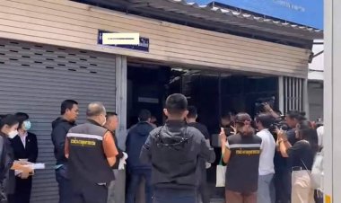 อย. ร่วมกับกรมโรงงาน เข้าตรวจค้นโกดังเก็บสารเคมี เพื่อหาความเชื่อมโยงคดี "แอมไซยาไนด์"