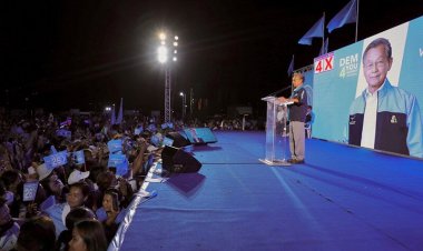 'ชวน' ปราศรัยเมืองหาดใหญ่ ขุดวีรกรรมรัฐบาลชินวัตร เลือกปฏิบัติคนใต้