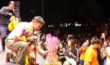 ล้นลานเซราะกราว! ธนาธร นำทัพก้าวไกลปราศรัยใหญ่ถิ่นเนวินบุรี