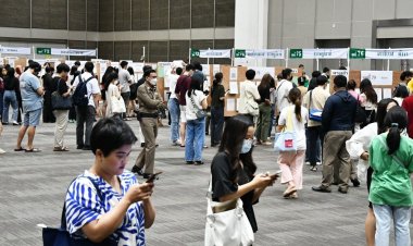 กกต. เปิดยอดผู้ใช้สิทธิเลือกตั้งล่วงหน้าทั้งใน-นอกเขต เผยหายไปกว่า 2 แสนคน