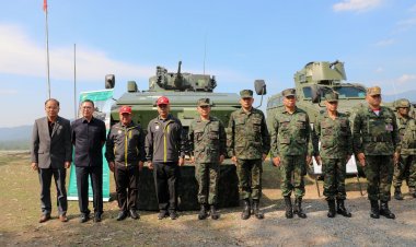 สทป.ส่งมอบยานเกราะล้อยาง 8X8 พยัคฆ์ทะเล ให้ กองทัพเรือ