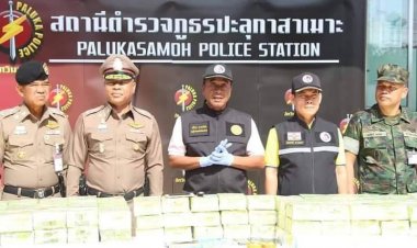 ตำรวจนราธิวาสรวบยาไอซ์ 925 โล มูลค่า 350 ล้านบาท พร้อมผู้ต้องหาตรวจยึดของกลางหลายรายการ