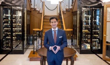 "เพจหมอมด" เฉลย ท่าที่ "พิธา" วางมือ คืออะไร?