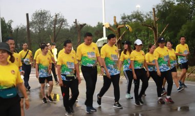 ชลบุรีรวมใจใส่เสื้อเหลือง ร่วมเดิน - วิ่ง เฉลิมพระเกียรติฯเนื่องในวันฉัตรมงคล