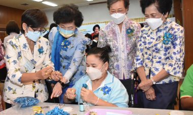 สมาคมสภาสังคมสงเคราะห์แห่งประเทศไทยฯอบรม "การประดิษฐ์ดอกแก้วกัลยา" สำหรับคนพิการ