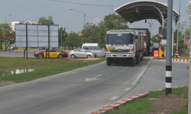 เลขาธิการสภาอุตฯอีสาน จี้หน่วยงานที่เกี่ยวข้องแก้ปัญหาสติ๊กเกอร์ส่วยทางหลวงอย่างจริงจัง