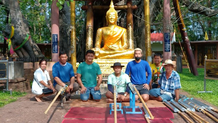 สืบสานประเพณีงานบุญบั้งไฟใกล้กรุงเทพฯนมัสการต้นพระศรีมหาโพธิ์เดือน 6