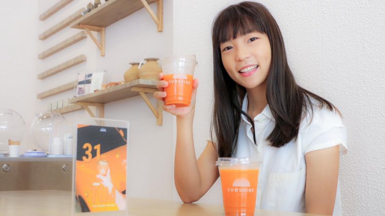 ฮือฮา! ร้าน"SUNSHINE"ร่วมฉลองชัยชนะจัดเมนู"ทิม-พิธา" ราคาแก้วละ 31 บาท