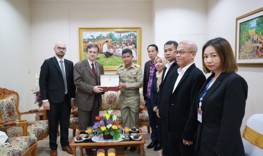 ผู้บริหาร ศอ.บต. ต้อนรับเอกอัครราชทูตฝรั่งเศสในโอกาสลงพื้นที่ชายแดนภาคใต้อย่างเป็นทางการ