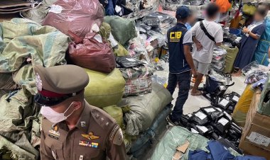 ตำรวจ ปอศ.ทลายโกดังจีนยึดสายชาร์จโทรศัพท์ปลอมกว่า 190,000 ชิ้น มูลค่ากว่า 20 ล้านบาท