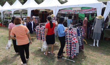 ผ้าไทยโคราชรับอนิสงส์"ลิซ่า" พช.ระบุเป็นซอฟเพาเวอร์ที่ดี หวังคนรุ่นใหม่สวมใส่ผ้าไทยมากขึ้น