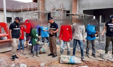 ตม.มุกดาหาร  ตรวจเข้ม ไซต์งานก่อสร้าง ตรวจสอบแรงงานผิดกฏหมาย