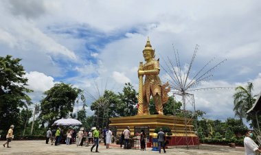 วันอัฏฐมีบูชา วัดแจ้งเมืองเก่า สักการบูชาพระบรมสารีริกธาตุ – พระเถระ ภายในหอวชิราลงกรณ์