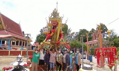 ชาวบ้านถูกทุกงวด!!แห่ขอเลขปู่ท้าวเวสสุวรรณวัดทุ่งนาเมืองอุทัยธานี