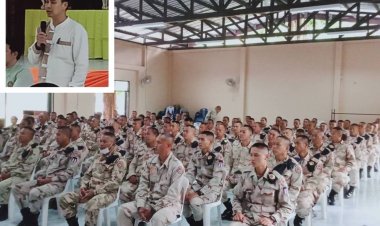 นอภ.สบเมย  ประชุม อส.ร้อย 7. เตรียมพร้อมรับสถานการณ์ชายแดน หลังทหารเมียนมาสู้รบหนักชนกลุ่มน้อย มีผู้ลี้ภัยทะลักเข้าเมือง