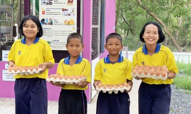 “เลี้ยงไก่ไข่เพื่ออาหารกลางวันนักเรียน” สร้างทักษะอาชีพให้เด็กโรงเรียนบ้านแก้วเพชรพลอย จ.สระแก้ว