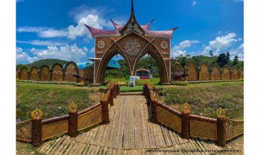 ซุ้มประตูวัฒนธรรมมลายูความสามัคคีของคนในชุมชนเบตงชนะเลิศการประกวดซุ้มประตูของ ศอ.บต.