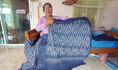 ปังไม่หยุด กระแส “ลิซ่า”สวมผ้าไทย ดันยอดขายพุ่งกระฉูด กลุ่มวิสาหกิจผ้าไหมแปรรูปยิ้ม ออร์เดอร์เพียบ