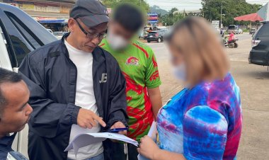 ตำรวจบุกรวบสาวแสบ สิบแปดมงกุฎ ตุ๋นลงทุนออนไลน์ มีหมายจับติดตัวกว่าสิบคดี