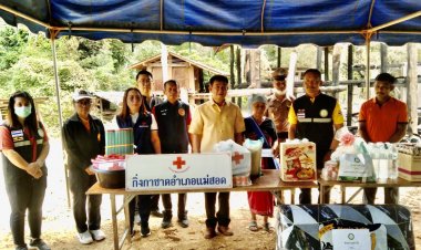 ธารน้ำใจหลั่งไหล ช่วยชาวบ้านตำบลพะวอเมืองแม่สอด เพลิงไหม้บ้านเสียหายทั้งหลัง