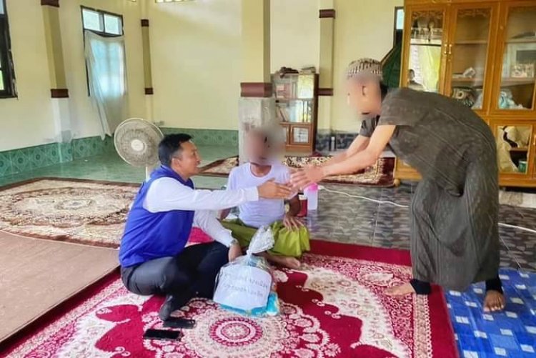 นายอำเภอหนองจิก รุกเยี่ยมบุคคลผู้มีหมายจับคดีความมั่นคงที่เข้ามอบตัวอย่างสมัครใจ พื้นที่ตำบลบางเขา