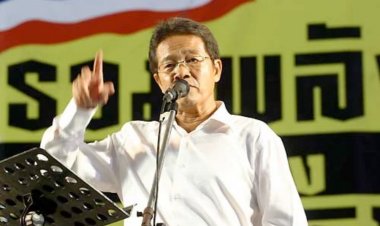 'ประพันธ์ คูณมี' ตอบสื่อนอก ย้ำจุดยืน 'ไม่ใช่หน้าที่ส.ว. ที่จะฟังเสียงปชช.'