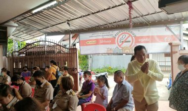 นุ้ยส์ เมืองฉอด-จ.ป.ส  พร้อม คณะครู  รร.ดอนแก้ว ลงพื้นที่เยี่ยมบ้านนักเรียนเชื่อมสัมพันธ์ที่ดีระะหว่างบ้านกับโรงเรียน