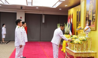 ‘วันนอร์-ปดิพัทธ์-พิเชษฐ์’ รับพระบรมราชโองการตั้งปธ.สภา-รองประธานสภาฯ ส.ส.ร่วมพิธีคับคั่ง