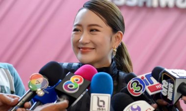 “อุ๊งอิ๊งค์”ย้ำ“ทักษิณ”กลับไทยเมื่อการเมืองนิ่ง-ขอให้กำลังใจ “พิธา” โหวตนายกฯ พรุ่งนี้