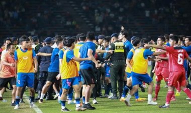 'เอเอฟซี'​ ลงดาบแบน-ปรับเงิน นักเตะ-สตาฟฟ์ 'ช้างศึก'​ วิวาทอินโดฯ-ส.บอลโดนด้วย