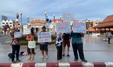 แฟนคลับก้าวไกลขอด้อมส้มโคราชอยู่ที่ตั้งรอฟังผลโหวตก่อนเคลื่อนไหว