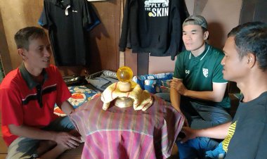 มาแล้วเลขเด็ดลูกแก้วสีทอง เทพนาคราชภุชงค์  จากลูกเท่าไข่ไก่กลายเป็นลูกเท่าอุ้งมือ