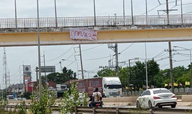 ด้อมส้มปราจีนฯขึ้นป้ายโปสเตอร์พรึ่บทั่วเมือง! ประณาม"ส.ส-สว."  ไม่โหวต"พิธา"เป็นนายกรัฐมนตรี