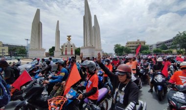 คาร์ม็อบ จี้ สว.โดดประชุมลาออก ‘ทนายอานนท์’ นัดชุมนุมใหญ่ 19 ก.ค.นี้