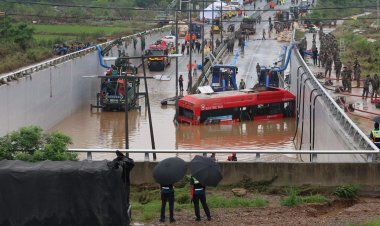 ฝนถล่มเกาหลีใต้ท่วมฉับพลันดับพุ่งแล้ว 37 ศพ -กู้ภัยระดมกำลังเร่งช่วยคนติดอุโมงค์ใต้ดินจมบาดาล