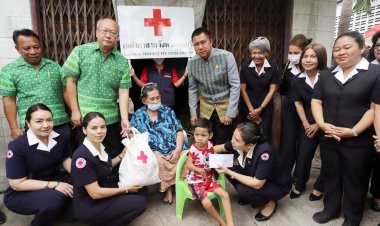 "ผู้ว่าฯชลบุรี-นายกเหล่ากาชาด” ลงพื้นที่ช่วยเหลือประชาชน-ผู้ด้อยโอกาส พื้นที่อำเภอบางละมุง