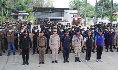 สนธิกำลัง 400 นายจู่โจมตรวจค้นเรือนจำศรีสะเกษสกัดค้าขายยาเสพติดในคุก