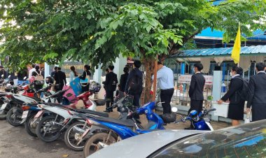 ผู้ปกครองแห่สารพัดบนบานวัดดัง-ศาลเจ้า ขอให้ดลบันดาลลูกสอบติดครูผู้ช่วยต้องการ 61 อัตรา