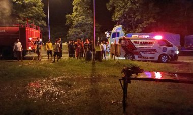 หนีตายระทึก!ไฟไหม้บ้านวอดทั้งหลัง รถยนต์อีก 2 คัน คาดไฟฟ้าลัดวงจร