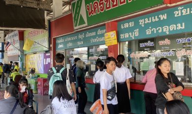 บขส.คึกคัก!ประชาชนแห่เดินทางกลับภูมิลำเนาหลังรัฐบาลประกาศหยุดยาว 6 วัน