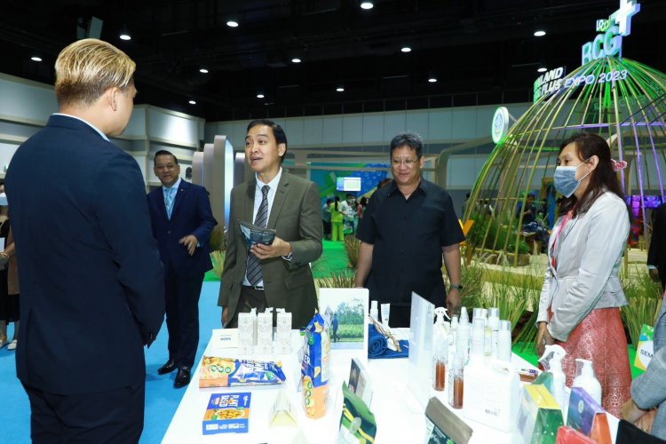 พาณิชย์ ขนสินค้ารักษ์โลก ของดีทุกภาค กว่า 200 บูธ ร่วมงาน"Thailand Local BCG Plus Expo 2023"ที่ศูนย์สิริกิติ์