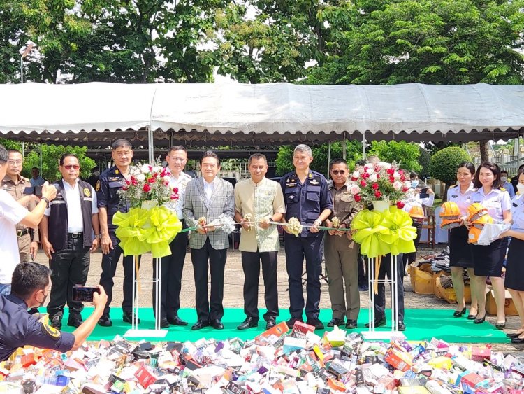 สำนักงานศุลกากรภาคที่ 2 แถลงผลการจับกุมการลักลอบหนีศุลกากร ปีงบฯ 2566 มูลค่า 40 ล้านบาท